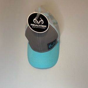NWT RealTree Grey and Teal Hat